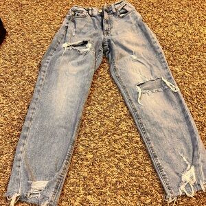 Aeropostale Light Blue Distressed Ankle Jeans